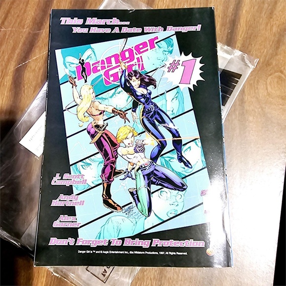 February 1998  Wizard Comic Guide Magazine - Picture 3 of 3